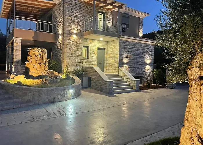 Villa Iris Complex Frinion