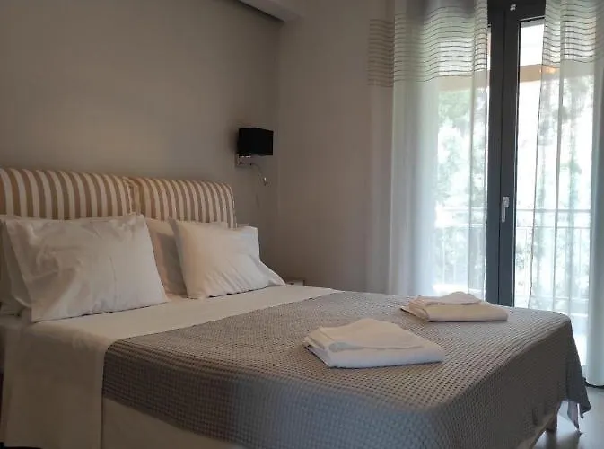 Iris Complex Villa *