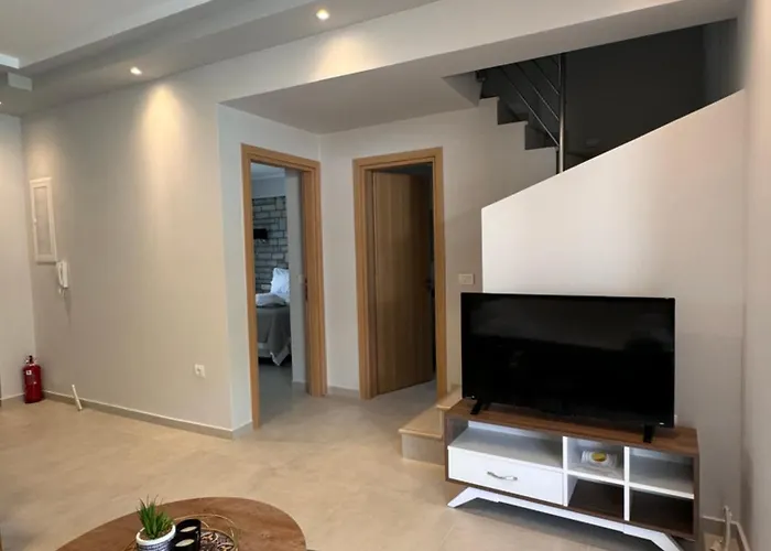 Iris Complex Villa Frinion