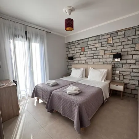 Iris Complex Villa